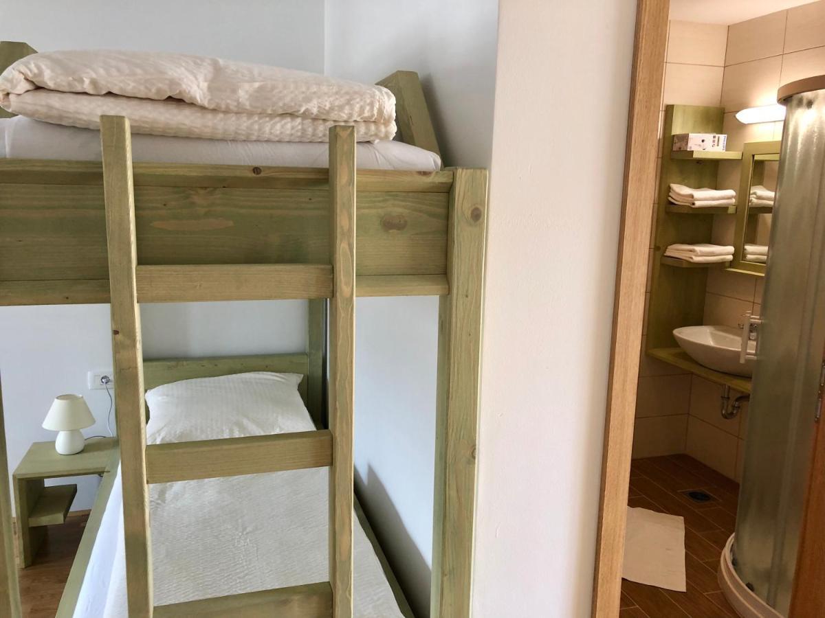 Sobe Brezje Bed and Breakfast Kamer foto